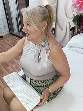 دردشة AvrilMillers الجنسية المباشرة