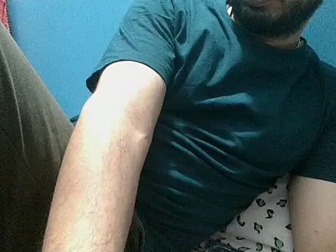 Precumboner Live XXX Chat