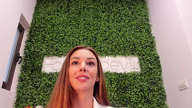 Chat XXX ao vivo de realhotfallingdevil