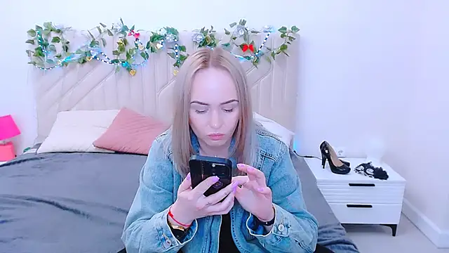 دردشة LiluMoon__ الجنسية المباشرة