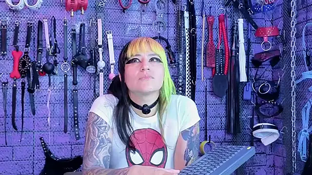 XXX chat uživo modela PANDORANEZZ