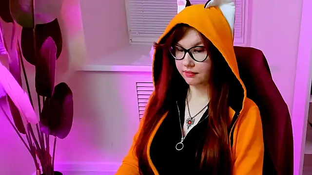 Онлайн чат XXX CarolGiggly