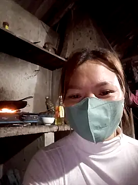 nat-tri's Live XXX Chat