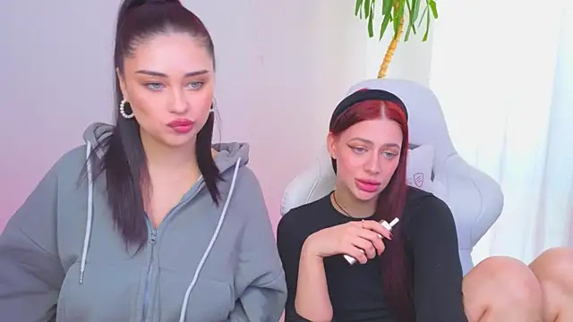 Sofia_Plump Obrolan Langsung XXX