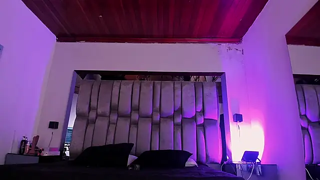 Živý XXX chat NikkySmiith