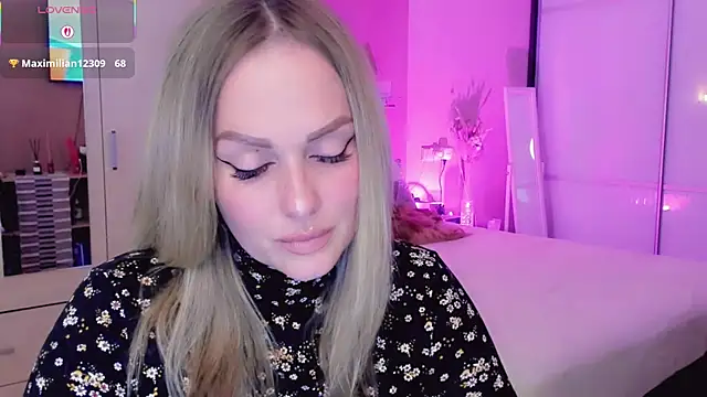 Libby_Nora Adlı Modelin Canlı XXX Sohbeti