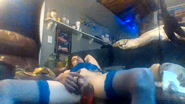 dickencidr Show in webcam