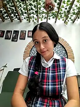 l0lita_emi 现场XXX聊天