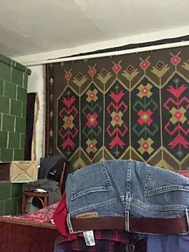 Frosl élő XXX-chatje