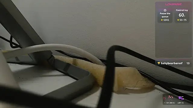 cutehairymacho's Webcam Show