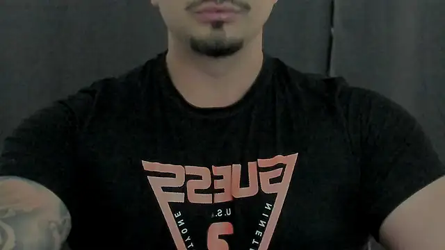 Chat XXX ao vivo de TONYWILSONN