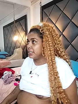 ELLA_KELLY: онлайн-секс-чат