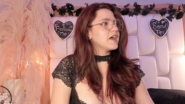 دردشة Daphne_And_Roger الجنسية المباشرة