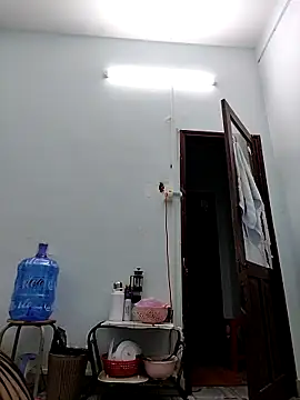 Pertunjukan Kamera Web simsim-00