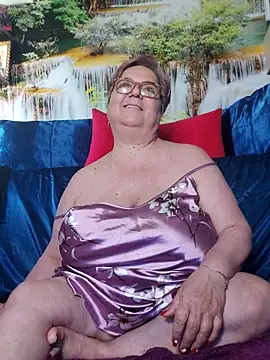 Chat +18 de QueenPammy1 ao vivo