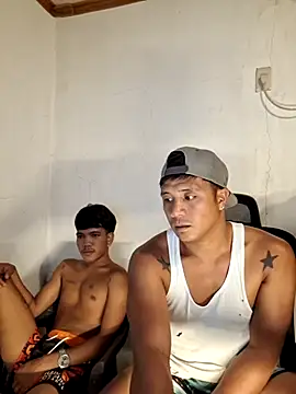 Pokazy przed kamerką – Felix_Asher