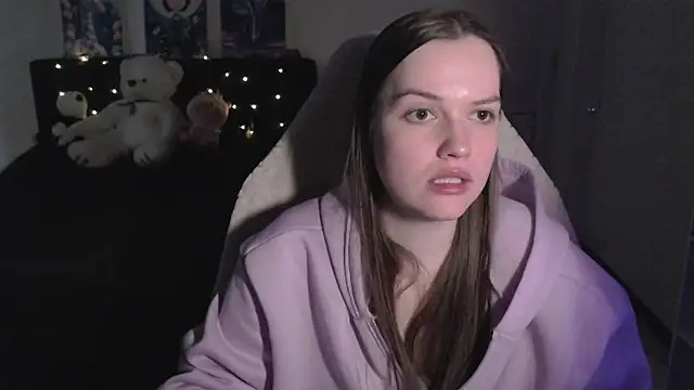 Chat +18 de Little_flowers ao vivo