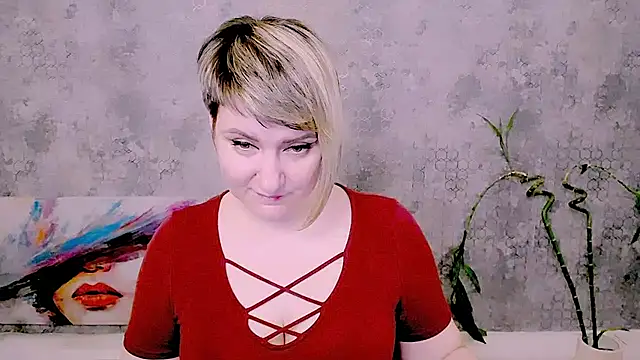 Djullia Live XXX-chat