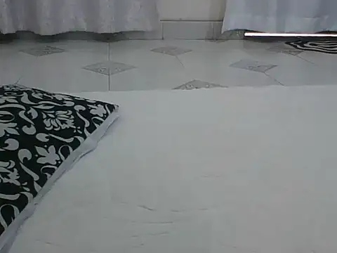 Chat XXX en directo de Silky_siren24