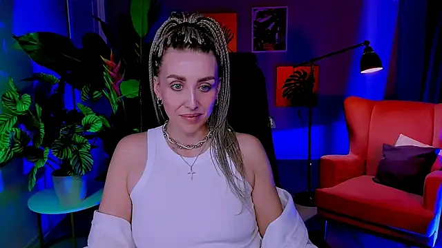 MonicaRiley's Live XXX Chat