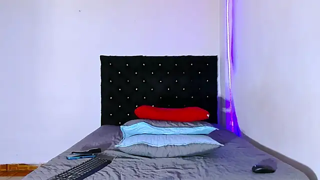 valen_colombian69のウェブカメラショー