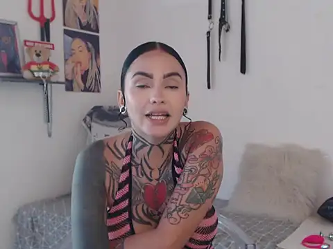 Perola__MayのライブXXXチャット