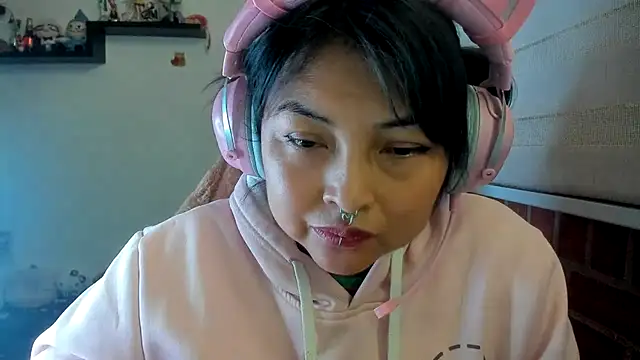 Shaddycute_ Live XXX Chat