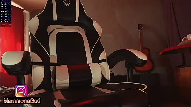 LuckyAlexxのウェブカメラショー