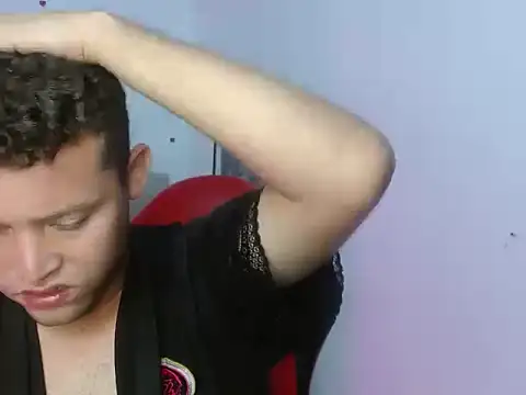 sven_fox723 网络视讯表演