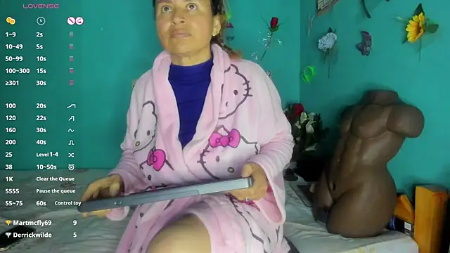 Онлайн чат XXX SheraHadee