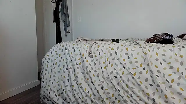 DirtyLittleKimberleigh live XXX chat