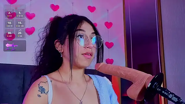 MadyJackson 即時 XXX 聊天