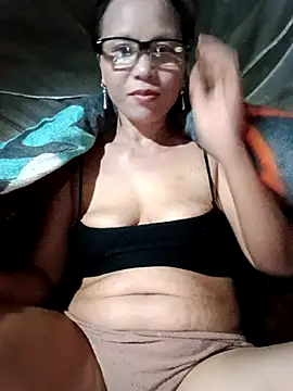 Tina6886 在線直播表演