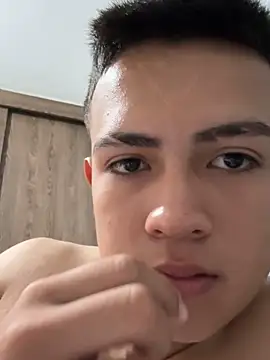 โชว์เว็บแคมของ santiagoo_madrid