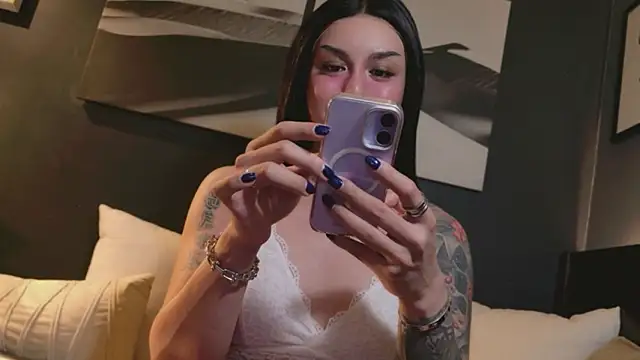 LetisiaRocks 现场XXX聊天