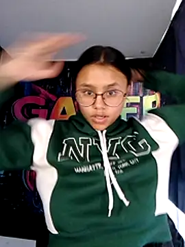 SofieLove_01's Webcam Show