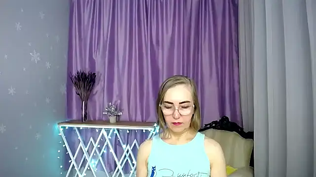 queen_a_n_i Webcam show