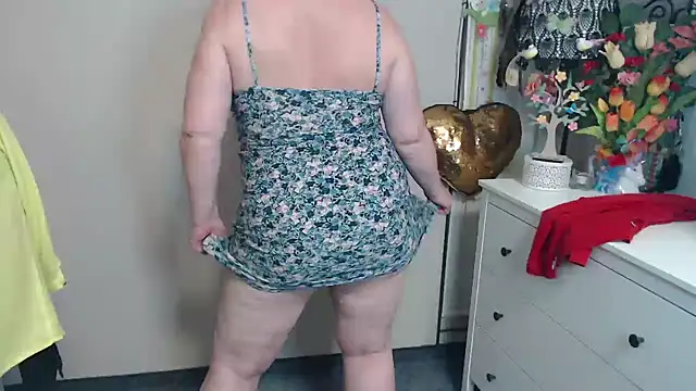 Adelewildx Live XXX Chat