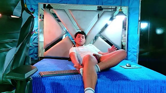 Oliver_Jamees Webcam-Show