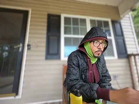 ThrowedWorldWide: онлайн-секс-чат