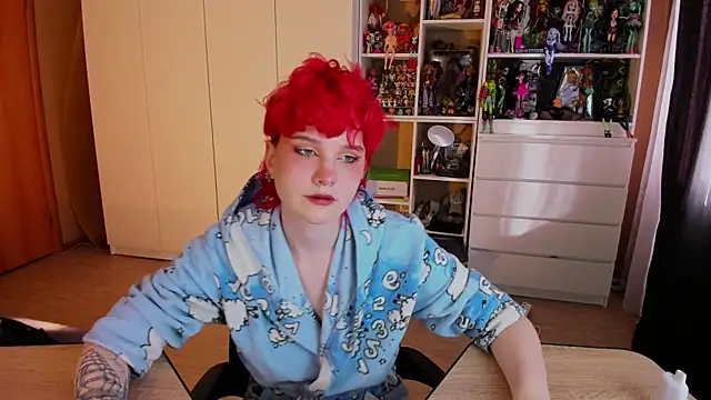 School_Love Adlı Modelin Canlı XXX Sohbeti