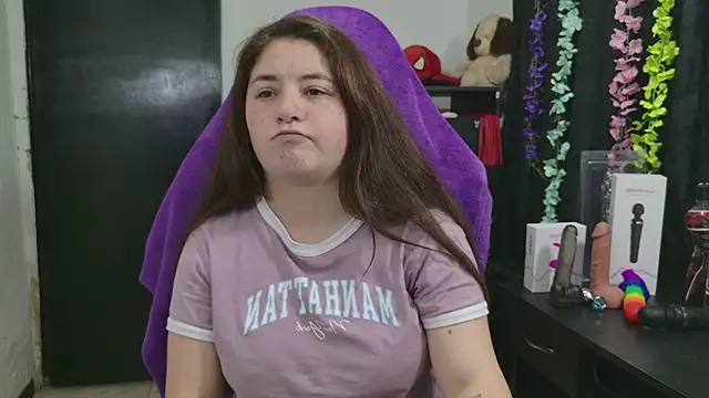 ann_bronw Adlı Modelin Canlı XXX Sohbeti