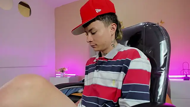 Nascary_Foxn Live XXX chat