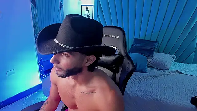 Emmet_CollinsJS' Webcam Show