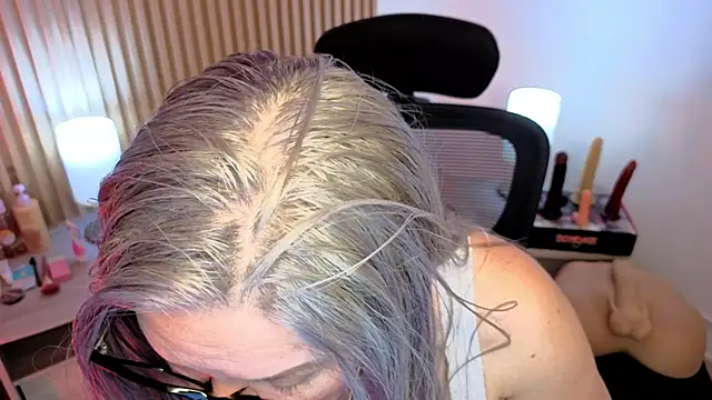 MarianL0ve Adlı Modelin Canlı XXX Sohbeti