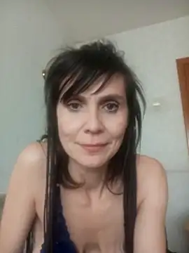 Francenia_lolis' Live XXX Chat