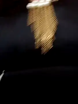 Mia-Glow: онлайн-секс-чат