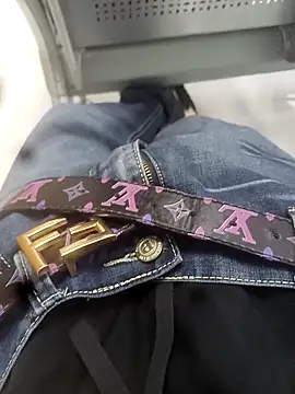 Polla-Grande_97 Live XXX-chat