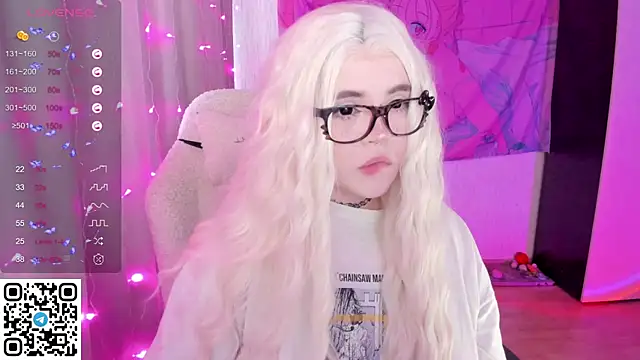 แชท XXX สดของ SelenaCute