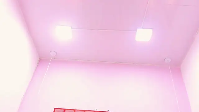 Chatroom XXX en direct de Zoe_Monrow